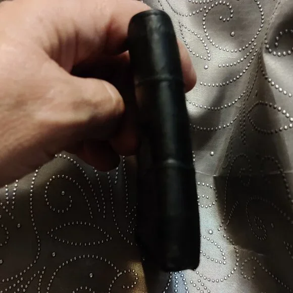 Genuine Eel Skin Black Pocket Bifold Wallet – Slim Design, 6 Card Slots - Picture 3 of 12